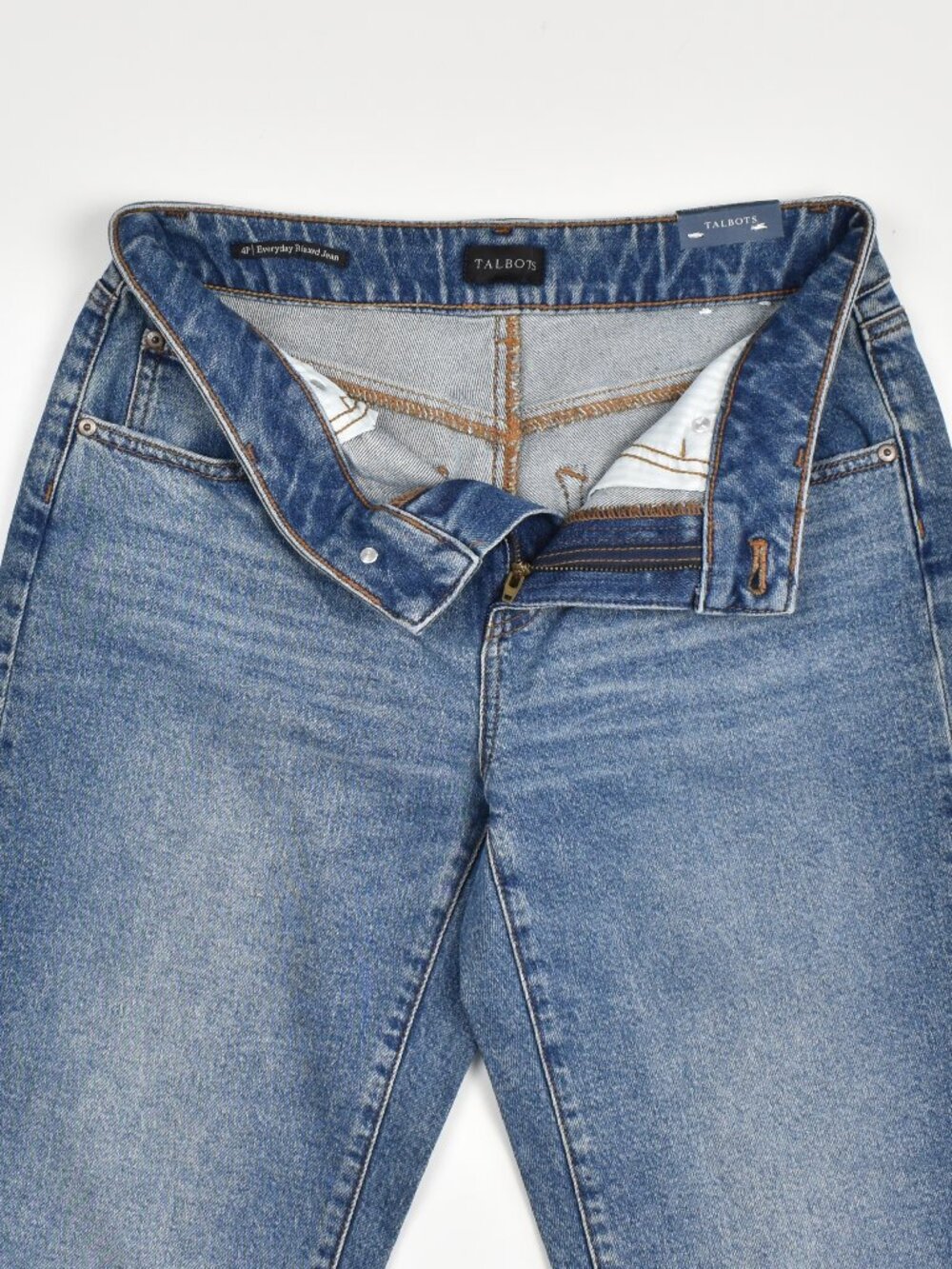 Talbots Everyday Relaxed Jeans Petite NEW - 4P - Picture 5 of 7